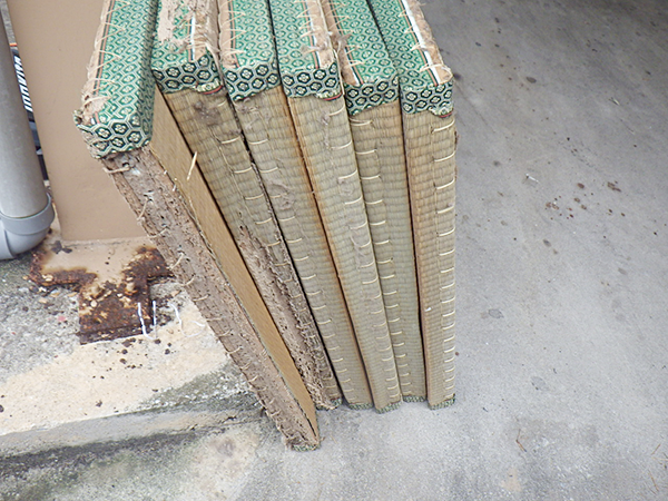 根太や床板・畳へ被害が及び床板や畳が沈む